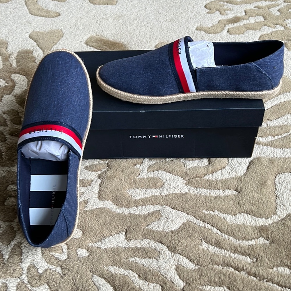 New! Tommy Hilfiger canvas slip on shoes
